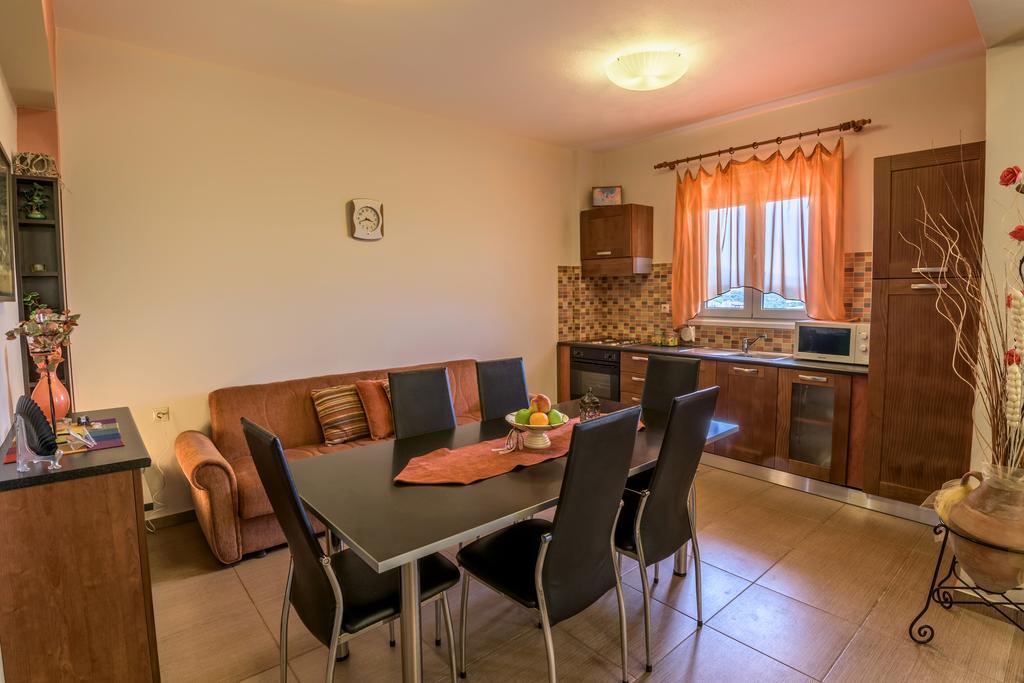 Villa Apollon Szfáka Kültér fotó